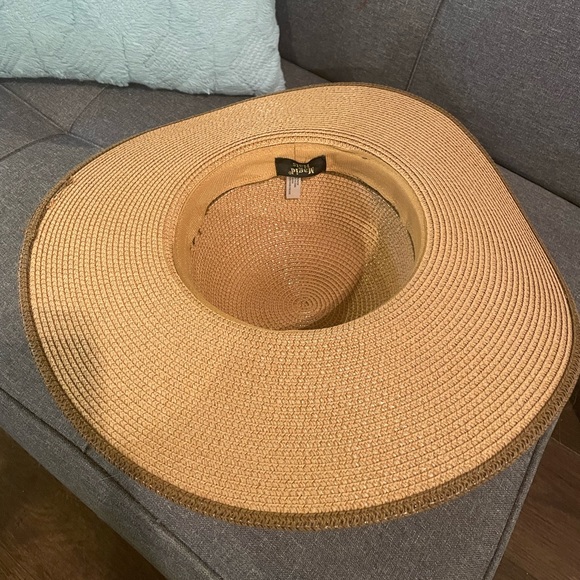Sun hat - Picture 1 of 3
